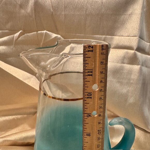 Vintage Blendo Glass Pitcher & 2 glasses - Frosted Turquoise w/ Gold Trim - Picture 12 of 15